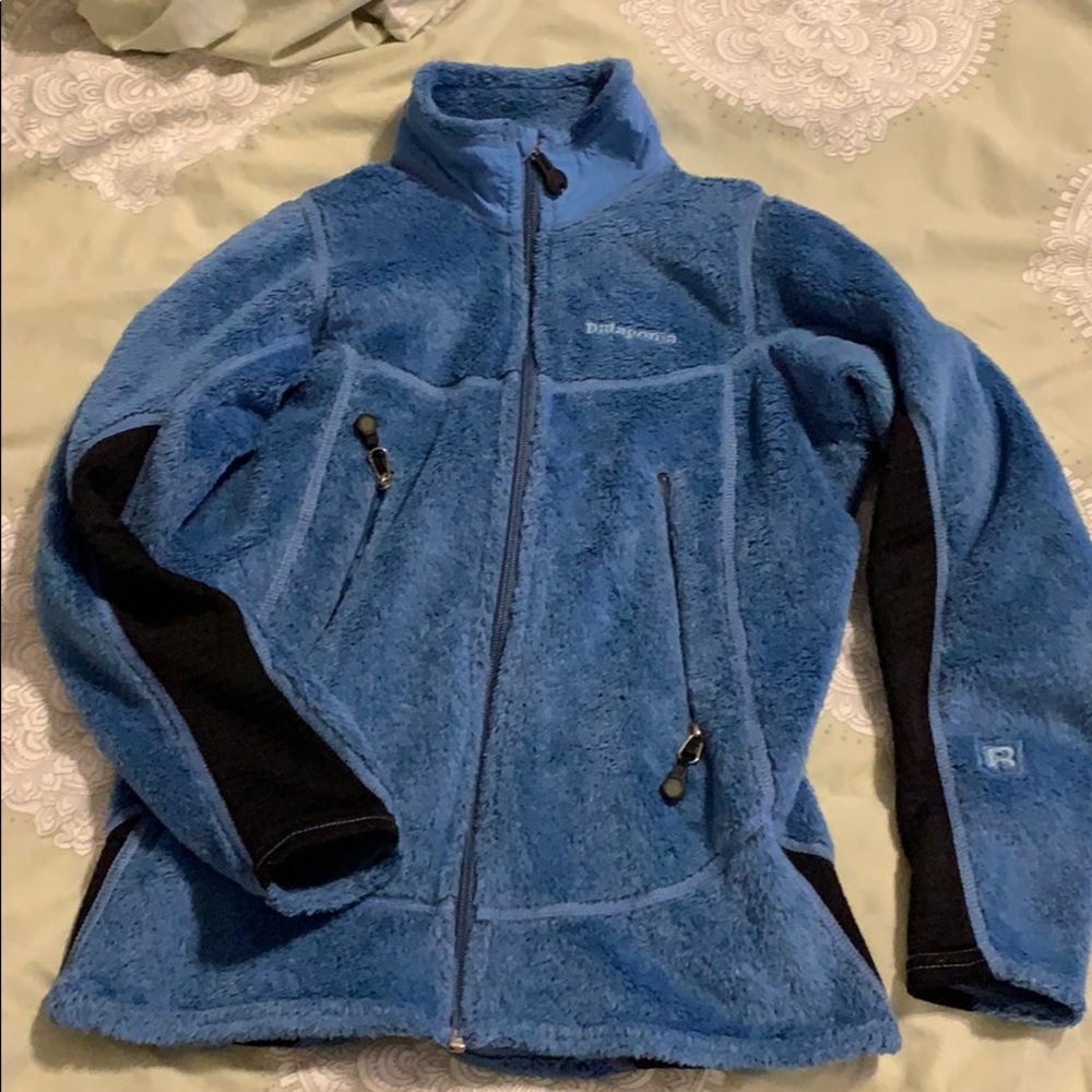 Patagonia blue zip up fleece XS